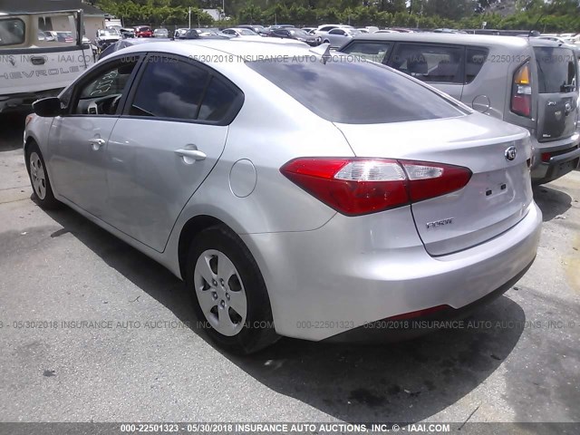 KNAFK4A62G5522587 - 2016 KIA FORTE LX SILVER photo 3