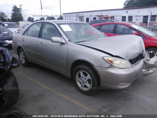 4T1BE32KX4U798401 - 2004 TOYOTA CAMRY LE/XLE/SE 金色 照片 1