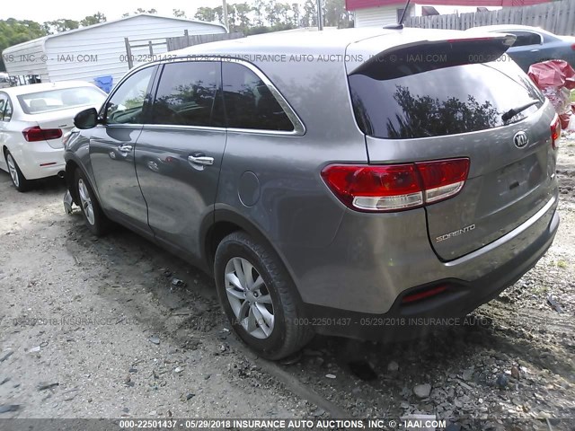 5XYPG4A35GG172023 - 2016 KIA SORENTO LX/L SILVER photo 3