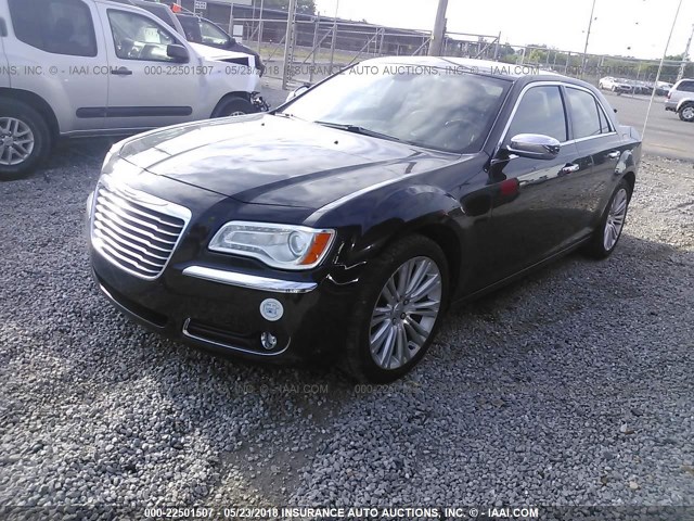 2C3CA6CTXBH594103 - 2011 CHRYSLER 300C BLACK photo 2