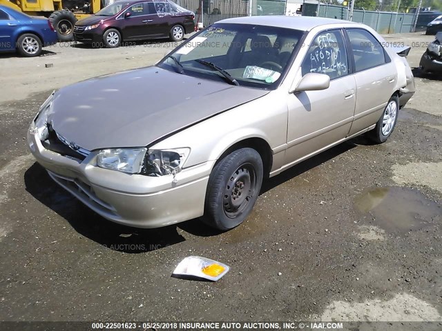 4T1BG22K0YU933167 - 2000 TOYOTA CAMRY CE/LE/XLE GOLD photo 2