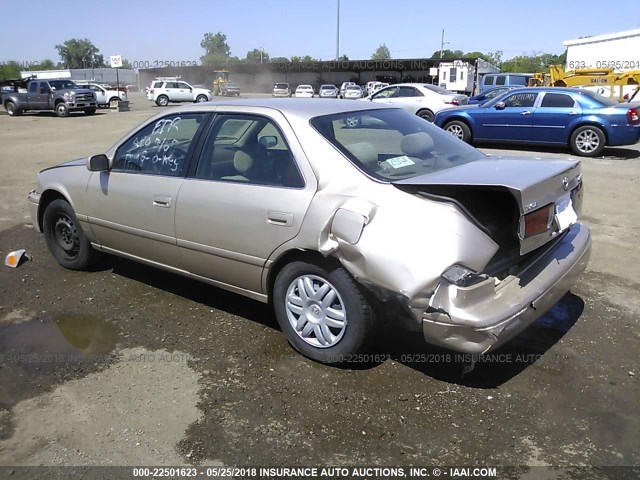 4T1BG22K0YU933167 - 2000 TOYOTA CAMRY CE/LE/XLE GOLD photo 3