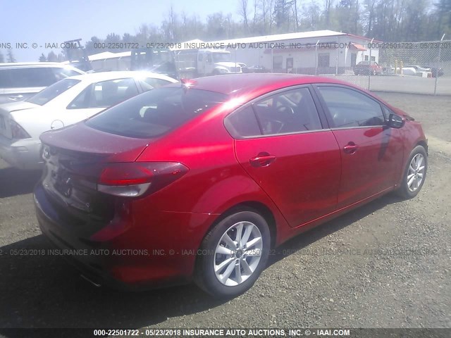 3KPFL4A76HE033804 - 2017 KIA FORTE LX/S RED photo 4