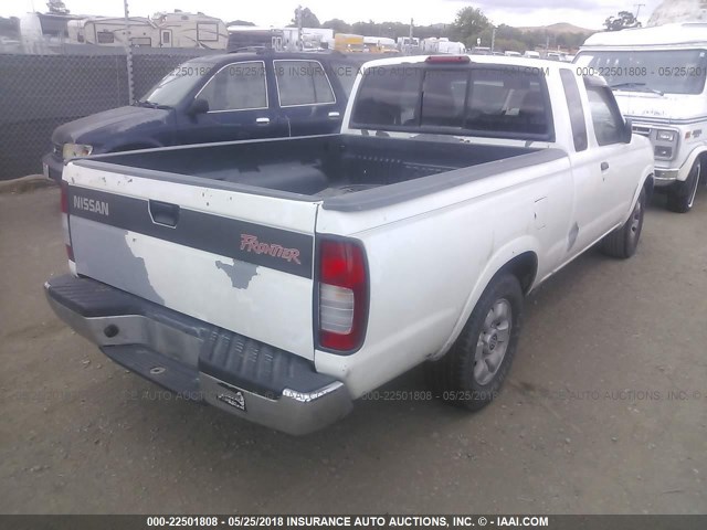 1N6DD26S9XC310504 - 1999 NISSAN FRONTIER KING CAB XE/KING CAB SE WHITE photo 4