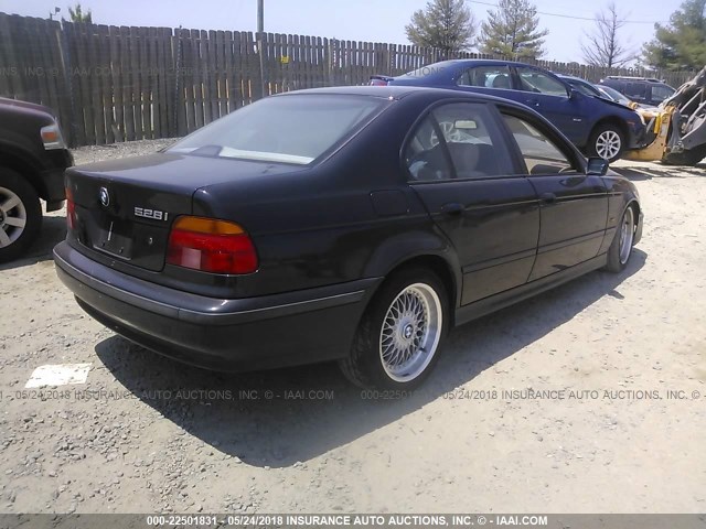 WBADM6349XBY34447 - 1999 BMW 528 I AUTOMATIC BLACK photo 4