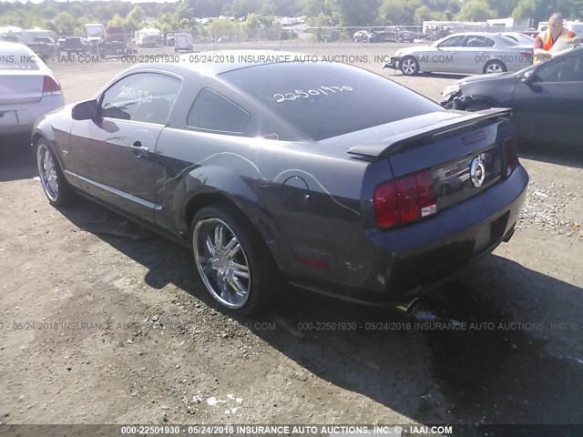 1ZVHT82H185139867 - 2008 FORD MUSTANG GT GRAY photo 3