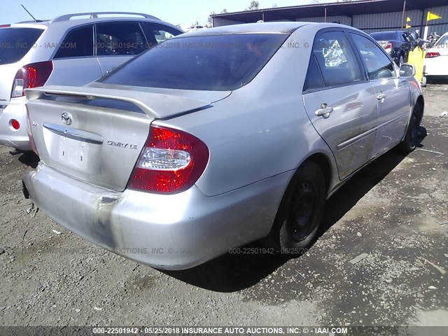 4T1BE32K13U185839 - 2003 TOYOTA CAMRY LE/XLE/SE ნაცრისფერი ფოტო 4