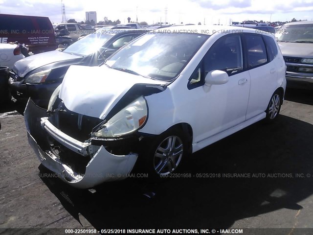 JHMGD38617S060623 - 2007 HONDA FIT S WHITE photo 2