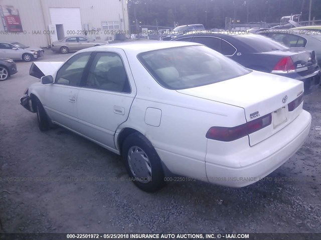 4T1BG22K5VU821945 - 1997 TOYOTA CAMRY CE/LE/XLE 白色 照片 3