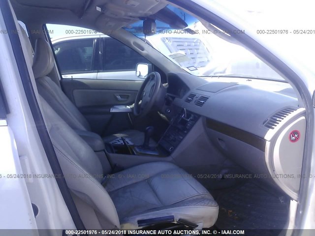 YV4CY592861227184 - 2006 VOLVO XC90 WHITE photo 5