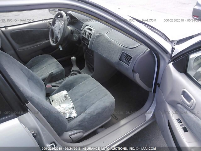 1NXBR18E3XZ254059 - 1999 TOYOTA COROLLA VE/CE/LE 银色 照片 5
