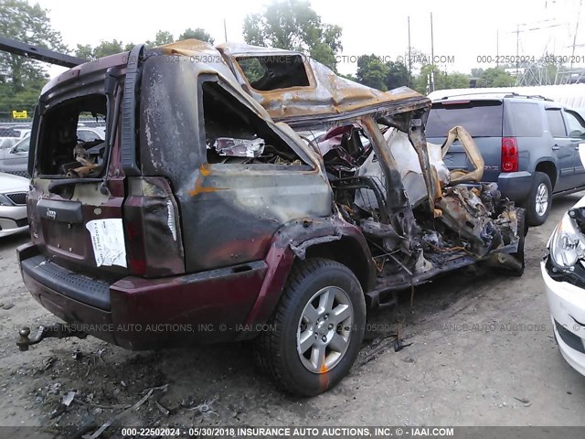 1J8HG48P17C691208 - 2007 JEEP COMMANDER RED photo 4
