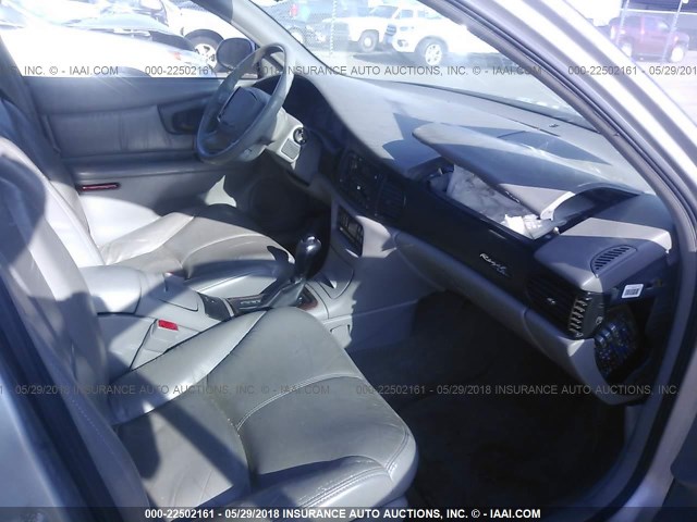2G4WB55K8Y1329469 - 2000 BUICK REGAL LS 银色 照片 5