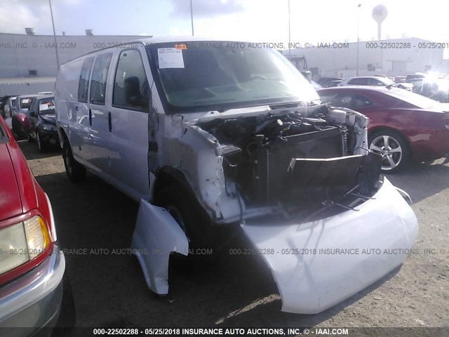 1GCWGGCG8F1211442 - 2015 CHEVROLET EXPRESS G2500  WHITE photo 1