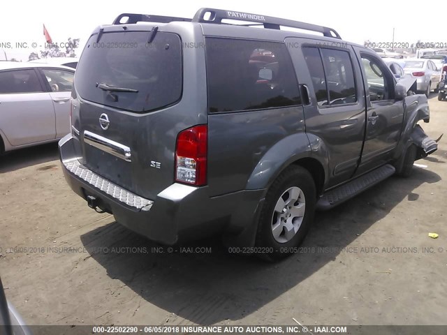 5N1AR18U06C644754 - 2006 NISSAN PATHFINDER LE/SE/XE GRAY photo 4