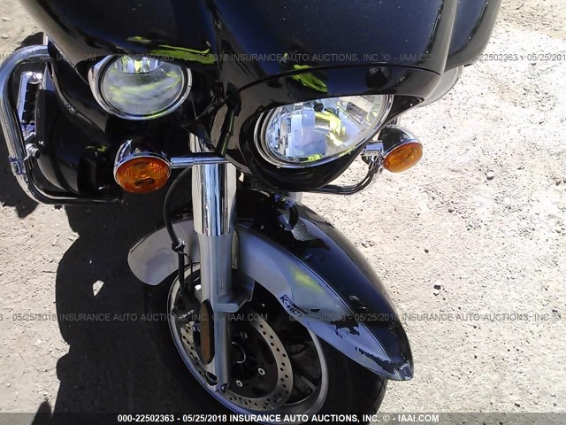 JKBVNRB16GA012133 - 2016 KAWASAKI VN1700 B SILVER photo 5