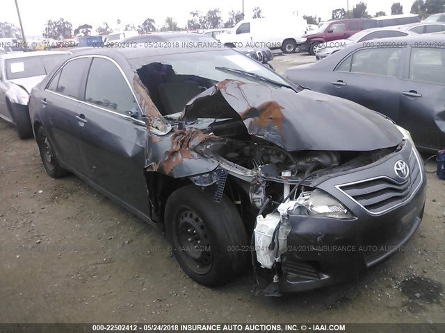 4T4BF3EK1BR165541 - 2011 TOYOTA CAMRY SE/LE/XLE ნაცრისფერი ფოტო 1