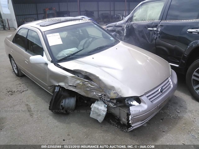 JT2BF22K2W0142286 - 1998 TOYOTA CAMRY CE/LE/XLE GOLD photo 1