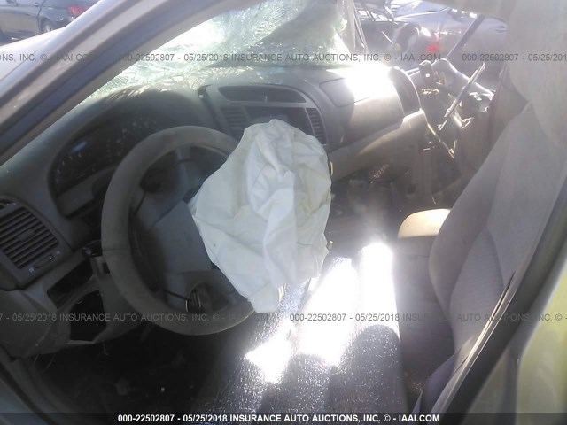 4T1BE32K74U356756 - 2004 TOYOTA CAMRY LE/XLE/SE ბეჟი ფოტო 5
