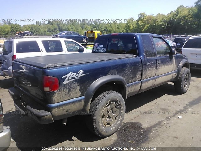 1GCCT19W3Y8253683 - 2000 CHEVROLET S TRUCK S10 BLUE photo 4