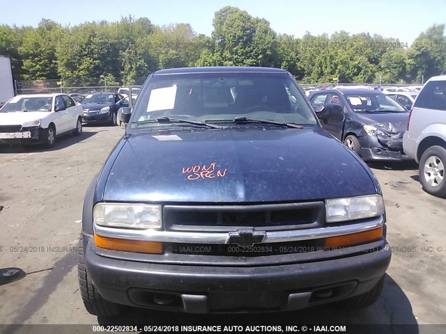 1GCCT19W3Y8253683 - 2000 CHEVROLET S TRUCK S10 BLUE photo 6