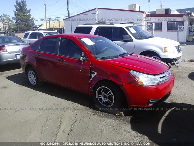 1FAHP35NX8W104112 - 2008 FORD FOCUS SE/SEL/SES RED photo 1