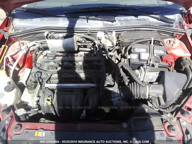 1FAHP35NX8W104112 - 2008 FORD FOCUS SE/SEL/SES RED photo 10