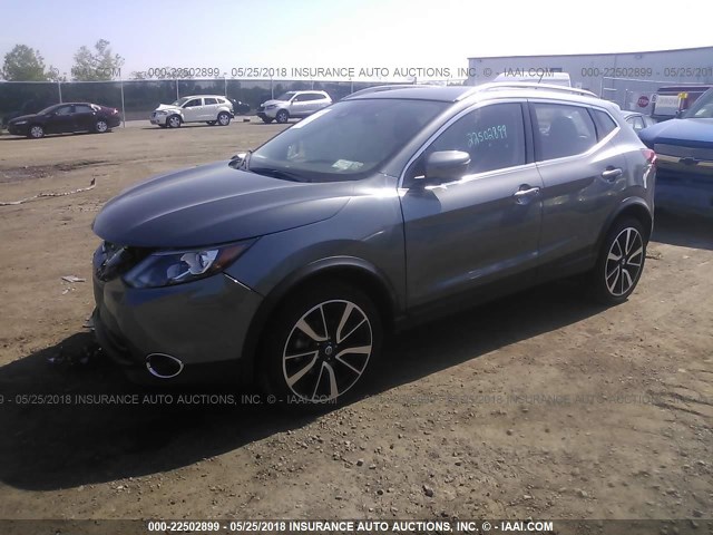 JN1BJ1CR2HW103325 - 2017 NISSAN ROGUE SPORT S/SV/SL GRAY photo 2