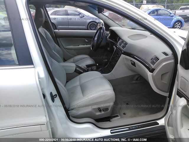 YV1TH592461433440 - 2006 VOLVO S80 2.5T WHITE photo 5