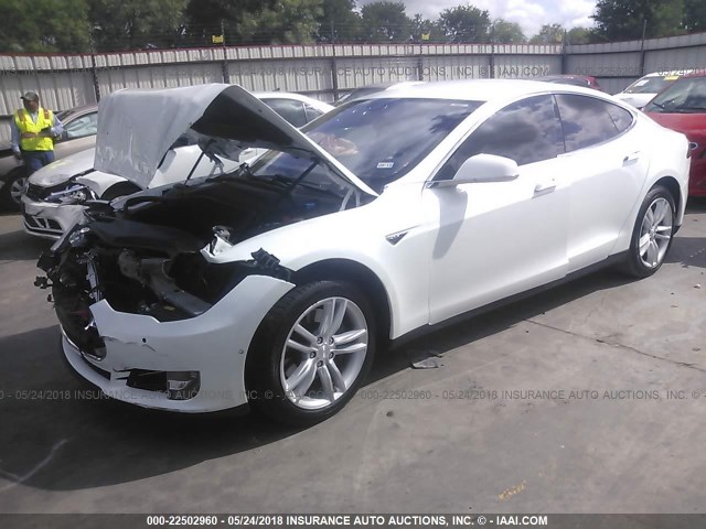 5YJSA1V14FF099235 - 2015 TESLA MODEL S 90 WHITE photo 2