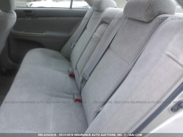 4T1BE32K53U235898 - 2003 TOYOTA CAMRY LE/XLE/SE ოქროსფერი ფოტო 8