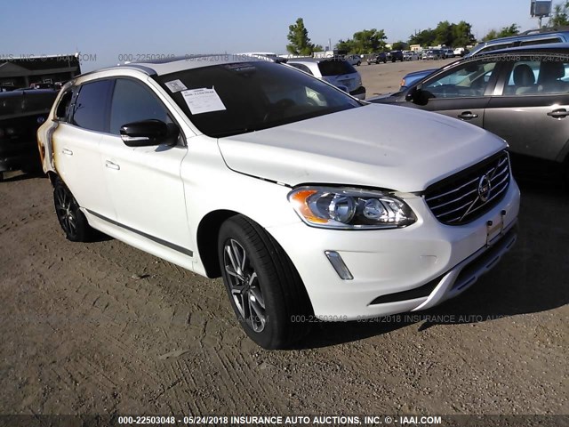 YV449MRR3H2169264 - 2017 VOLVO XC60 T6/DYNAMIC WHITE photo 1