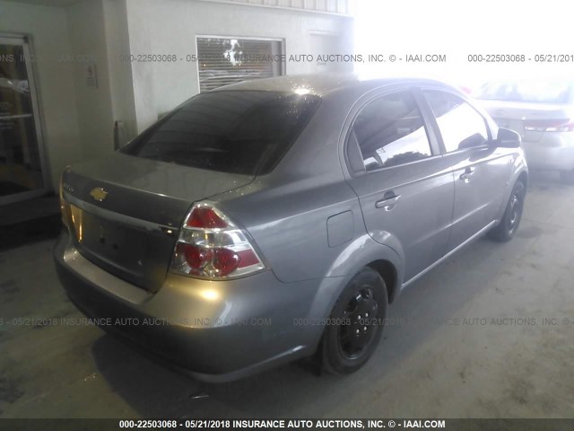 KL1TD56667B064656 - 2007 CHEVROLET AVEO LS GRAY photo 4