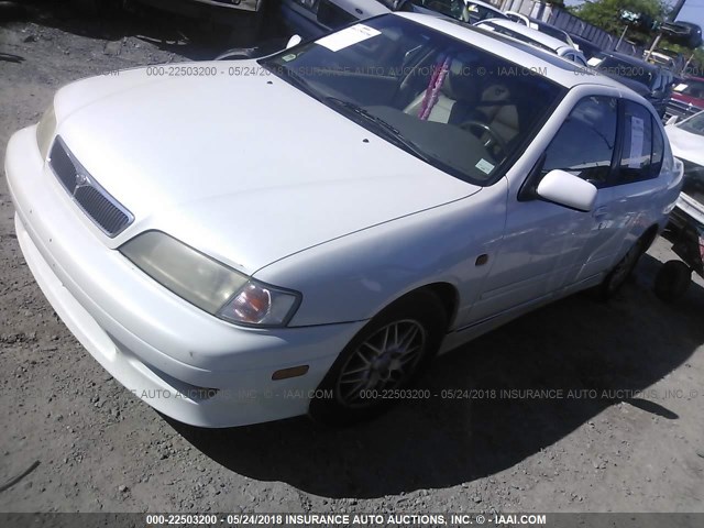 JNKCP11A4XT020961 - 1999 INFINITI G20 WHITE photo 2