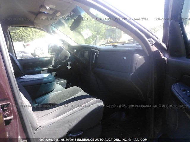 3D7KS28CX5G848831 - 2005 DODGE RAM 2500 ST/SLT 栗色 照片 5