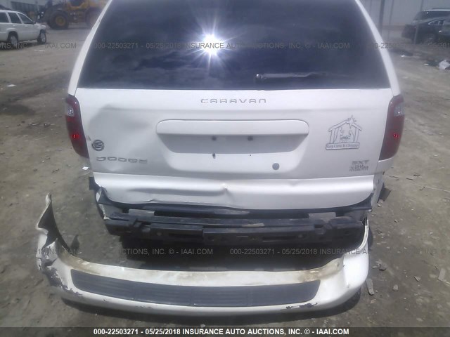 1D4GP45R95B109676 - 2005 DODGE CARAVAN SXT WHITE photo 6