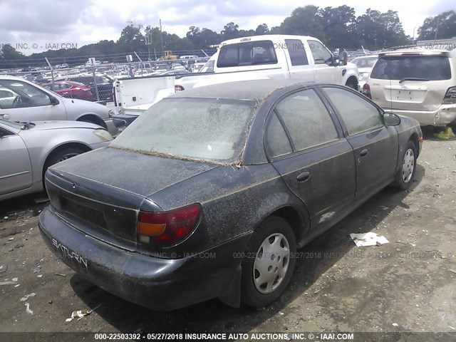 1G8ZH52812Z309890 - 2002 SATURN SL1 GRAY photo 4