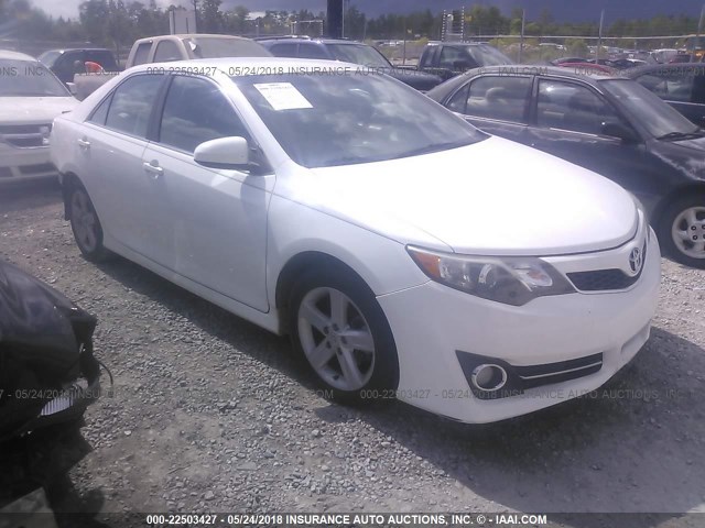 4T1BF1FK7CU163825 - 2012 TOYOTA CAMRY SE/LE/XLE 白色 照片 1