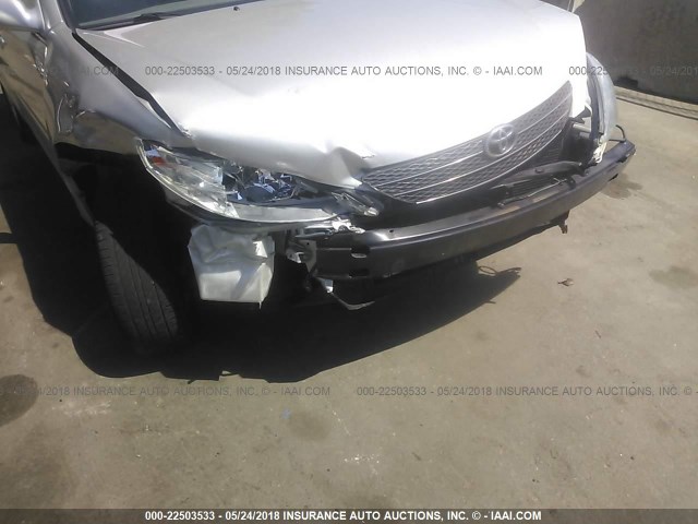 4T1BF32K64U569615 - 2004 TOYOTA CAMRY LE/XLE/SE ვერცხლისფერი ფოტო 6