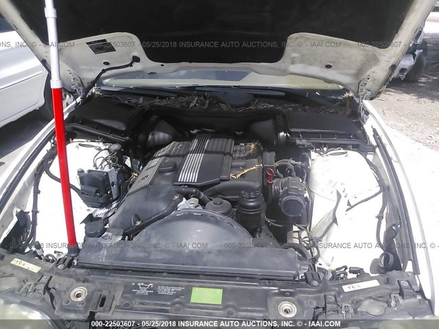 WBADT43452GY43083 - 2002 BMW 525 I AUTOMATIC WHITE photo 10