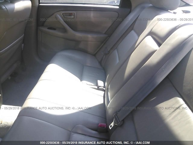 4T1BF28KX1U125151 - 2001 TOYOTA CAMRY LE/XLE GRAY photo 8