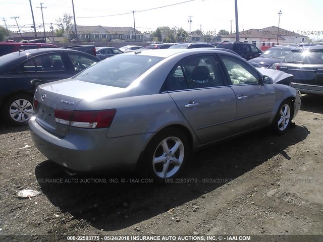 5NPEU46FX7H253871 - 2007 HYUNDAI SONATA SE/LIMITED SILVER photo 4