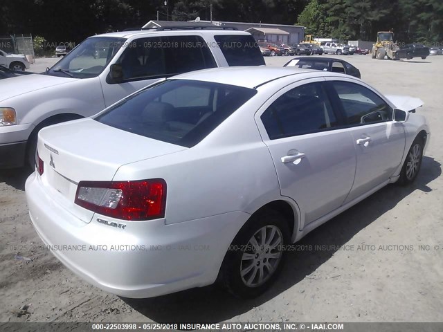 4A32B2FFXCE022330 - 2012 MITSUBISHI GALANT FE WHITE photo 4