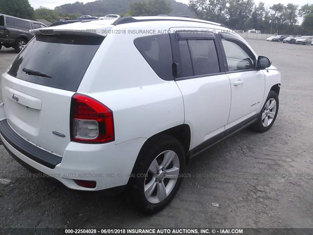 1J4NF1FB1BD154533 - 2011 JEEP COMPASS SPORT WHITE photo 4