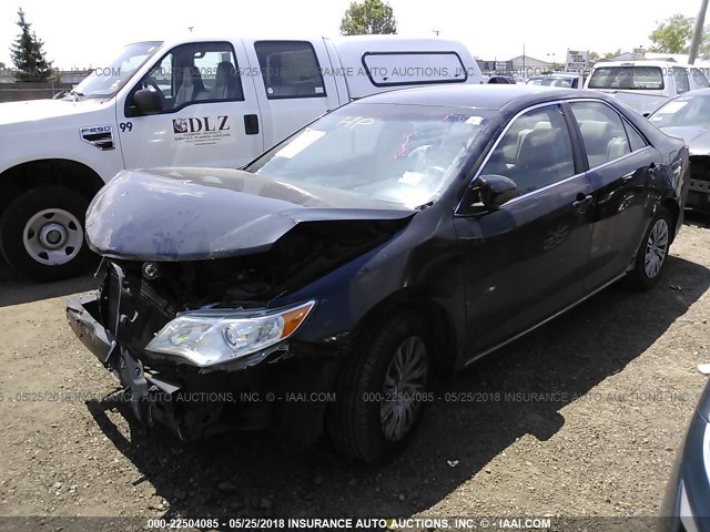 4T4BF1FK9DR323548 - 2013 TOYOTA CAMRY L/SE/LE/XLE შავი ფოტო 2