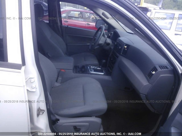 1J4HR48N36C234439 - 2006 JEEP GRAND CHEROKEE LAREDO/COLUMBIA/FREEDOM 白色 照片 5