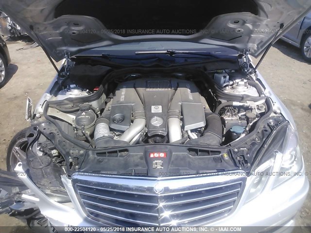 WDDHF7EB2CA640297 - 2012 MERCEDES-BENZ E 63 AMG SILVER photo 10