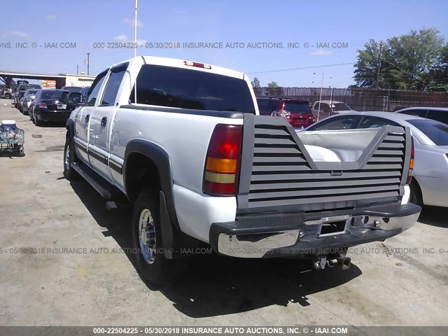 1GCHC23162F113073 - 2002 CHEVROLET SILVERADO C2500 HEAVY DUTY WHITE photo 3