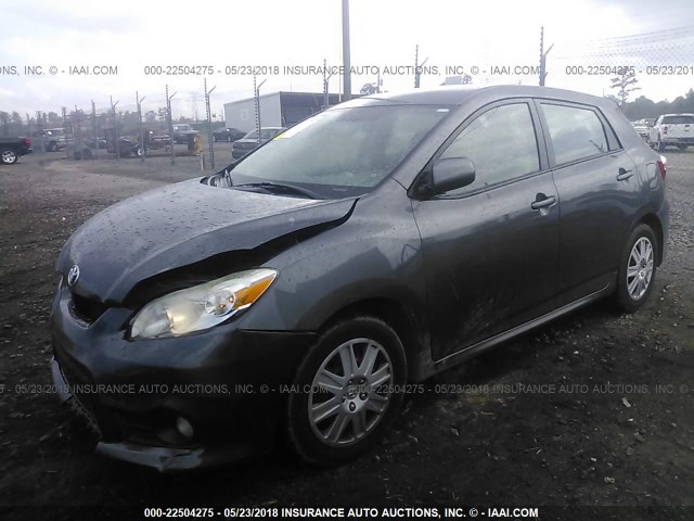 2T1KU4EE5BC680799 - 2011 TOYOTA COROLLA MATRIX  GRAY photo 2