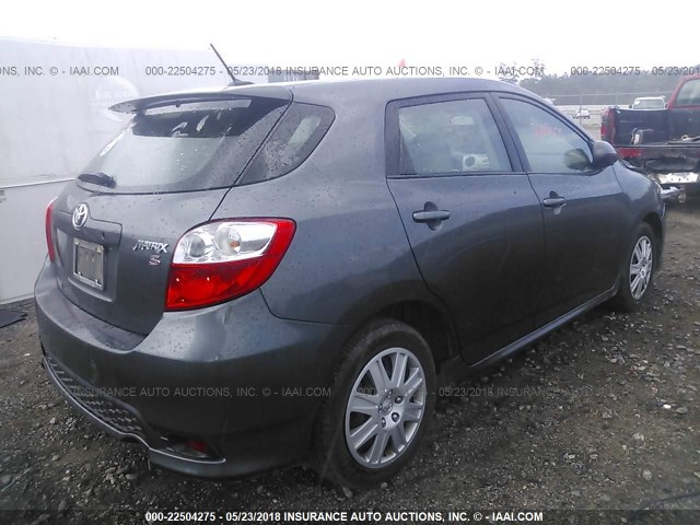 2T1KU4EE5BC680799 - 2011 TOYOTA COROLLA MATRIX  GRAY photo 4